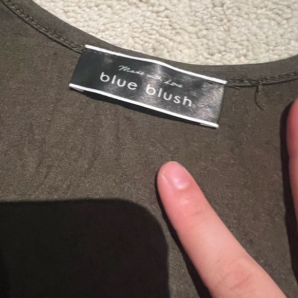 blue blush tie crop top - Picture 3 of 3